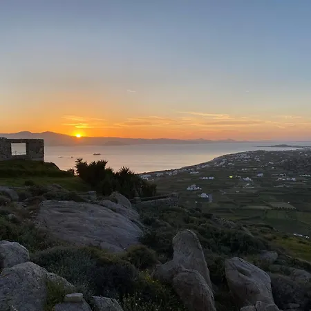 The View Vila Naxos City